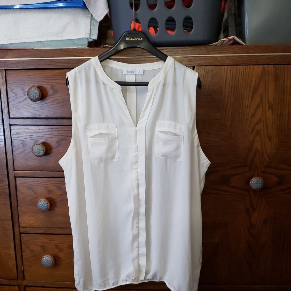 Ricki's White Sleeveless Blouse